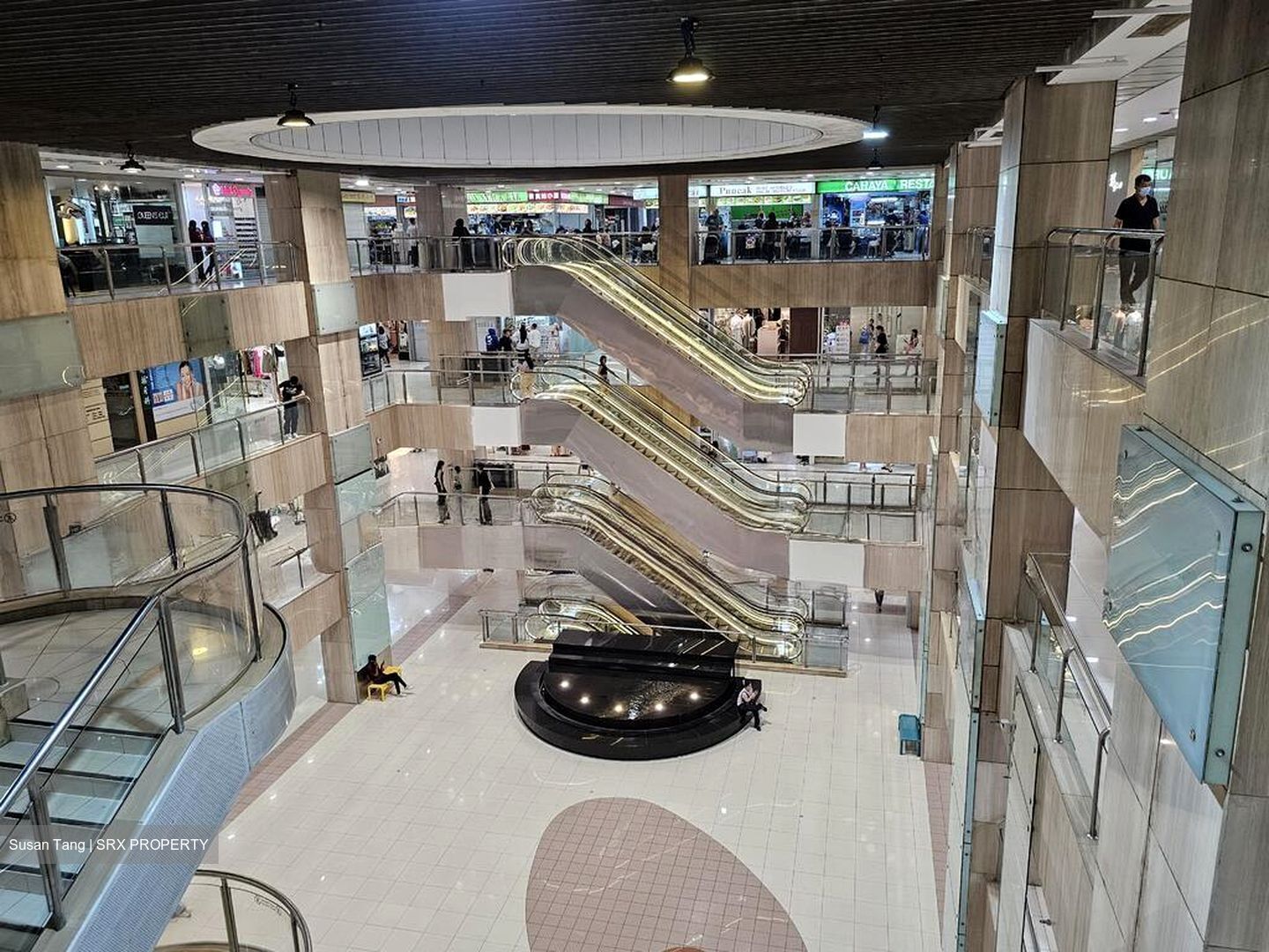 High Point (D9), Retail #502733051